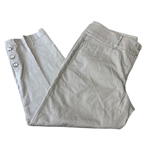 LOFT Pants - Ann Taylor Loft Original Crop Pants 10 Chino New Khaki Cropped